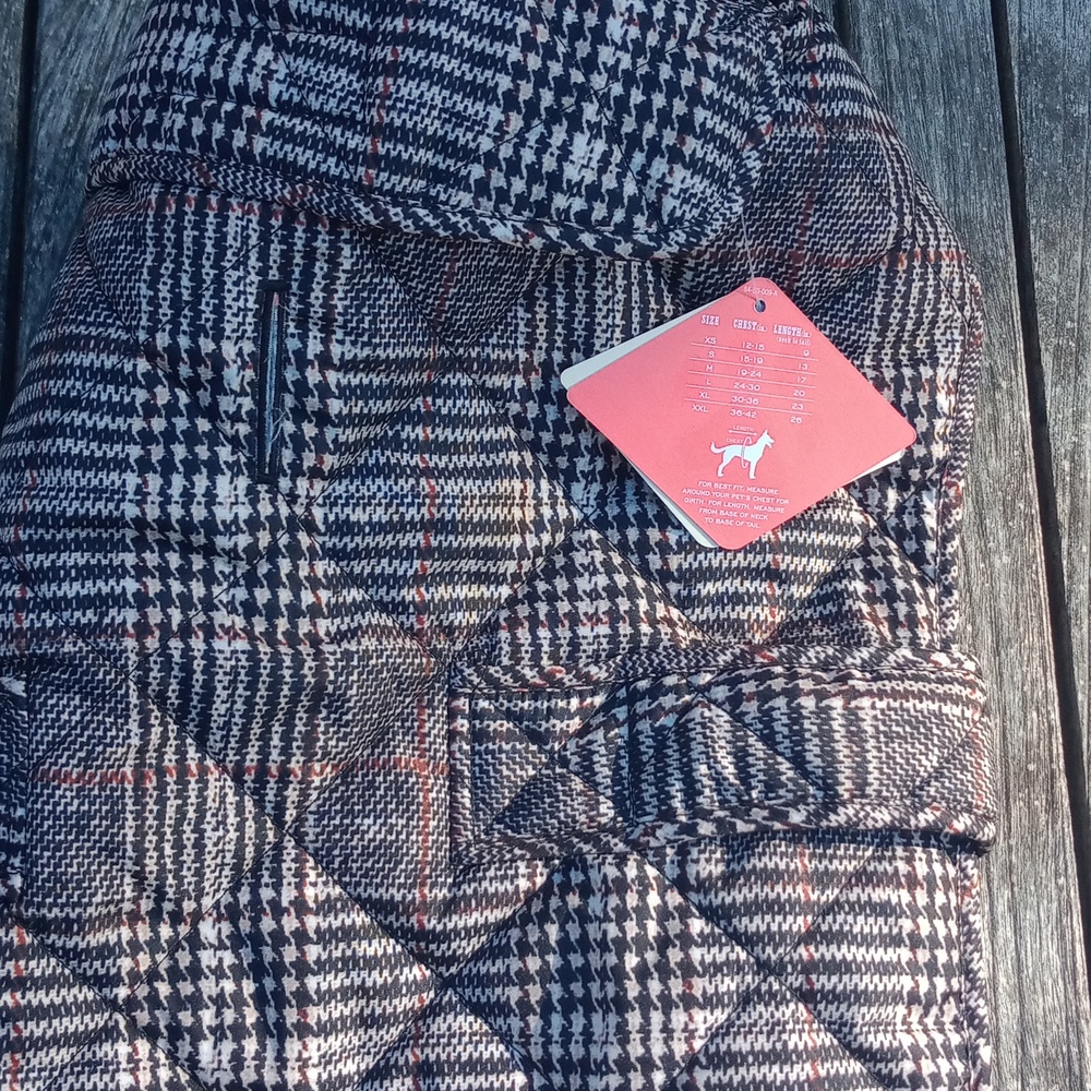 Dog jacket by St John's Bark - Picture 2 of 4